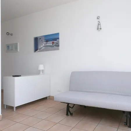 Trilocale A 50 Mt Dal Mare Di - M070 아파트